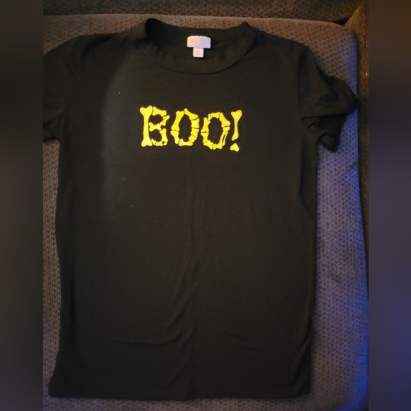 Bundle of 2 Lularoe Women's Size XS  Halloween Tshirts! Bundle includes: - Picture 4 of 9